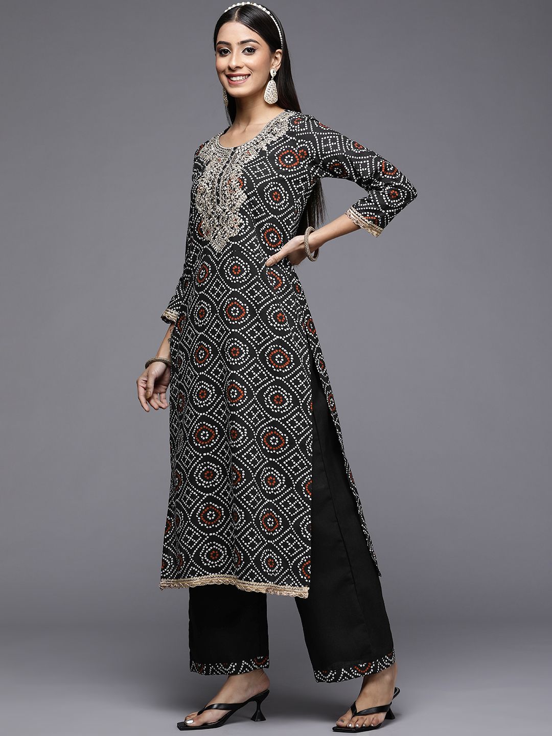Women Black Bandhani Printed Pure Cotton Kurta with Palazzos & With Dupatta