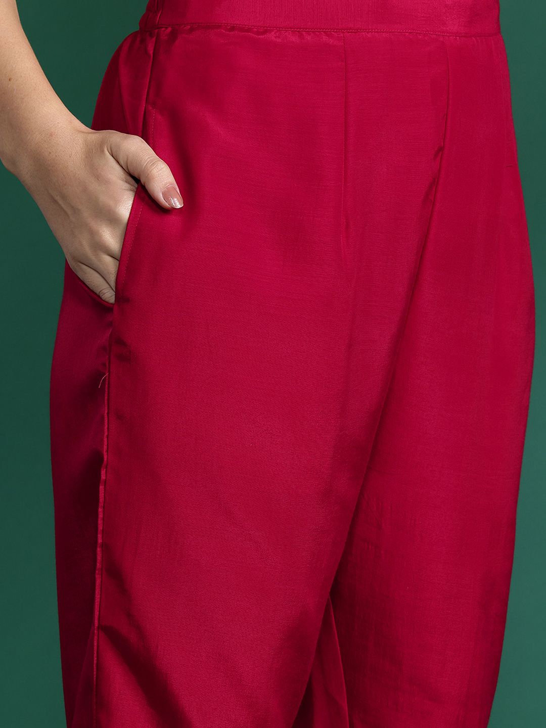 Ethnic Motifs Embroidered Sequinned Kurta With Trousers & Dupatta