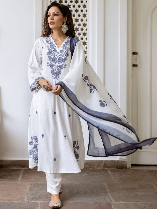 Women Floral Printed Cotton Kurta with Trousers & Dupatta