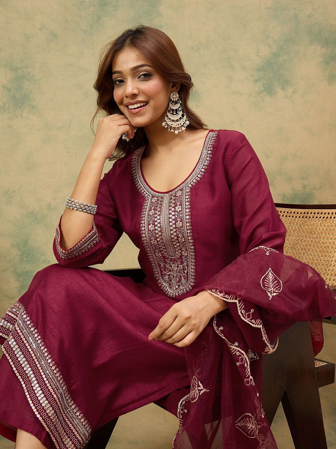 Dhiyona VA Women'sYoke Design Ethnic Motifs Straight Kurta With Trousers & Dupatta