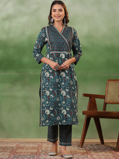 Dhiyona SN Women's Green Floral Printed V-Neck Gotta Patti Pure Cotton Kurta With Trousers & Dupatta