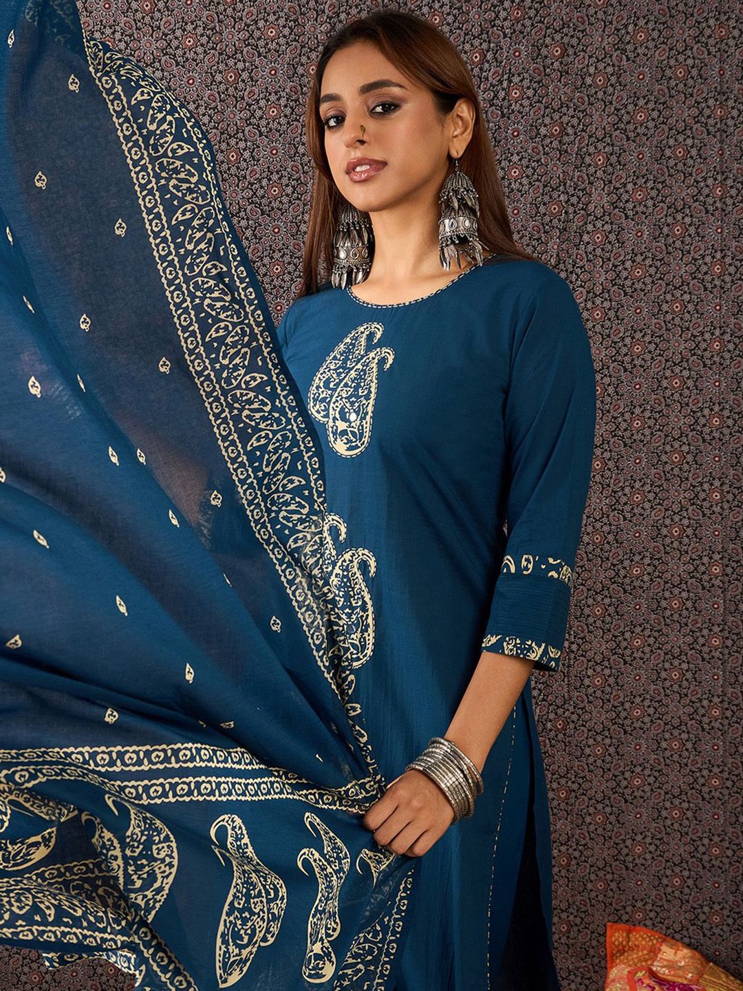 Printed Round Neck Thread Work Pure Cotton Straight Kurta With Trousers & Dupatta