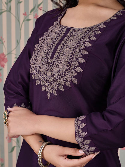 Dhiyona OD  Women Embroidered Side Slits Straight Kurta