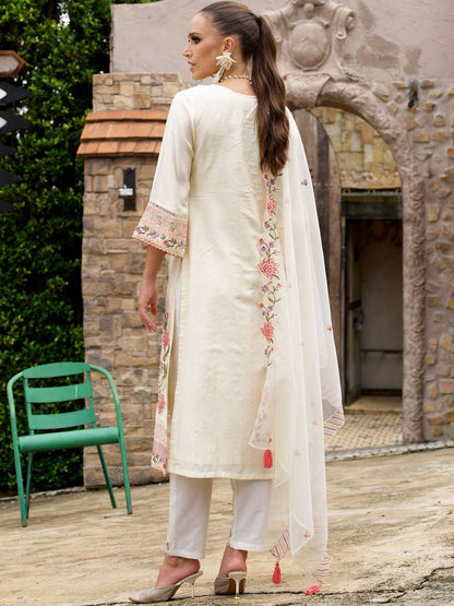 Floral Embroidered Regular Sequinned Kurta With Trousers & Dupatta