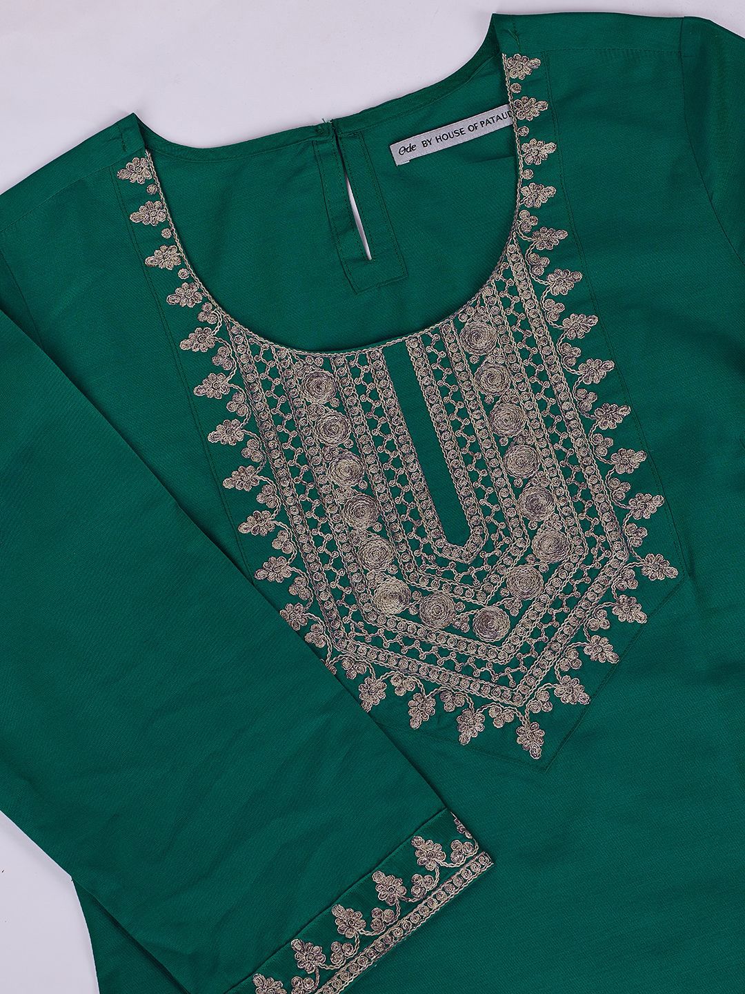 Dhiyona OD  Women Embroidered Straight Kurta