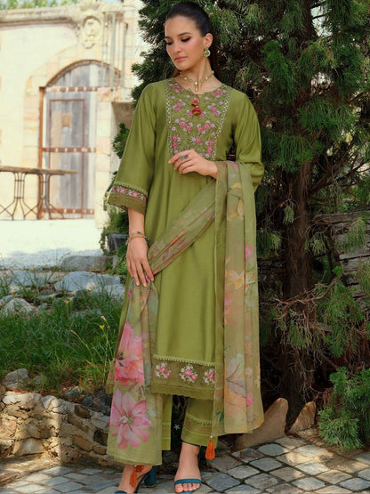 Women Floral Embroidered Regular Thread Work Liva Kurta with Trousers & With Dupatta