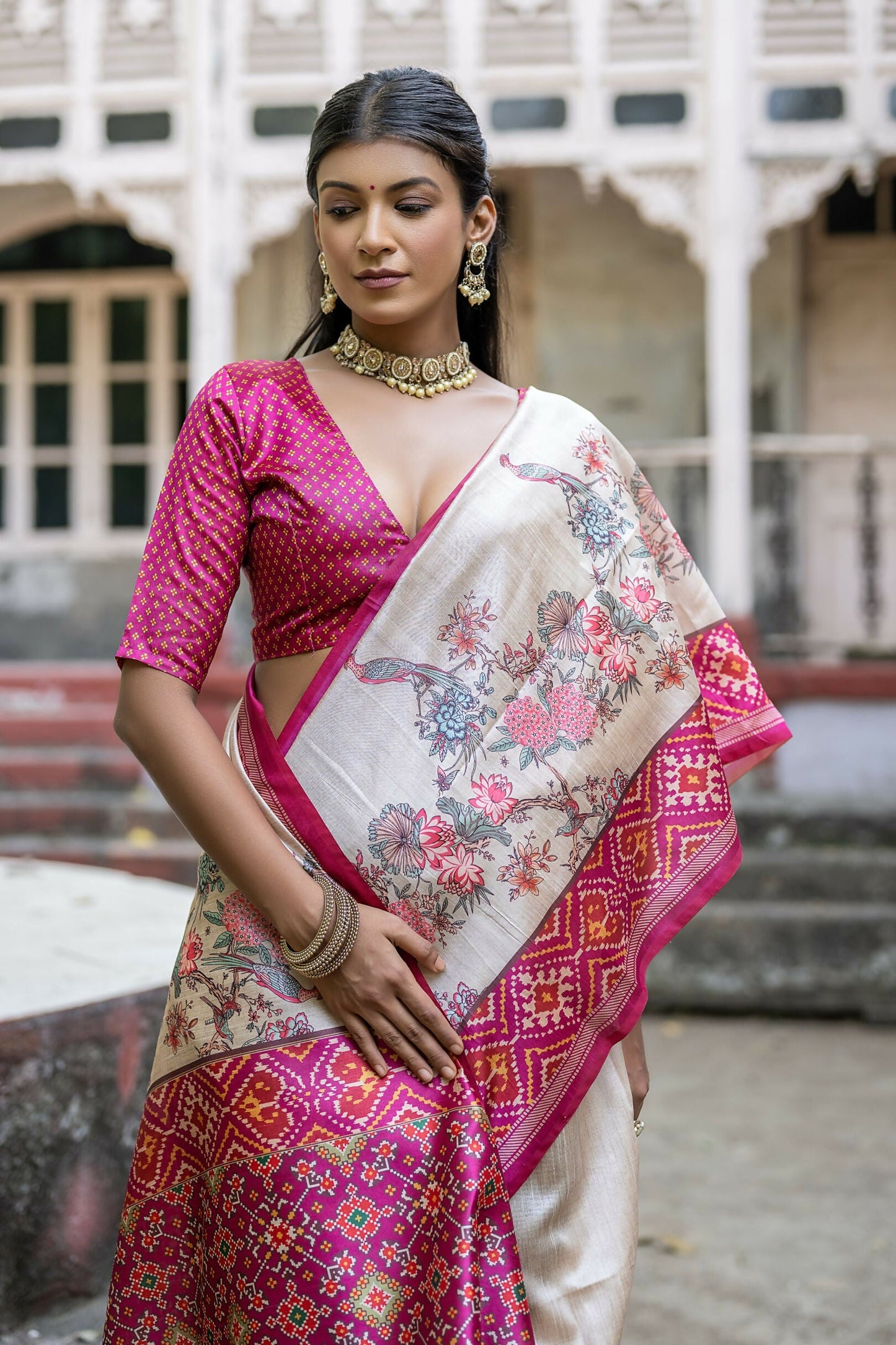 Women Yogita Patola Rani Saree With Unstiched Blouse
