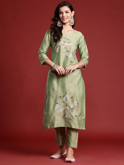 Dhiyona IE Floral Embroidered Thread Work Kurta with Trousers