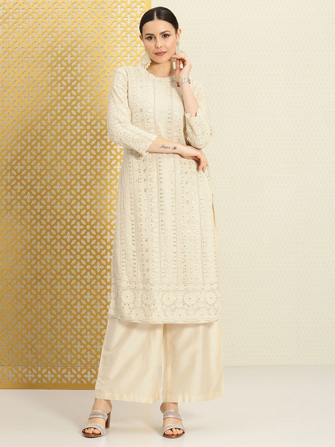 Dhiyona PD Women Women Jashn Round Neck Sequinned Embroidered Kurta With Palazzo
