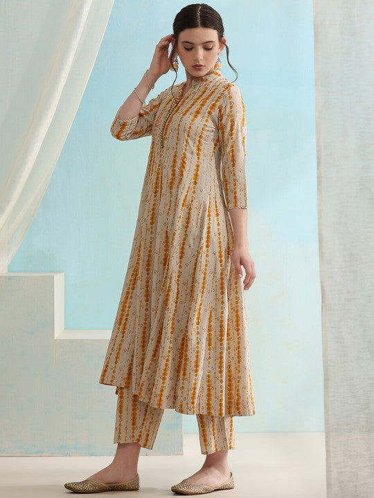 Women's Striped Dyed Mandarin CollarThree-Quarter Sleeves Kurta Set