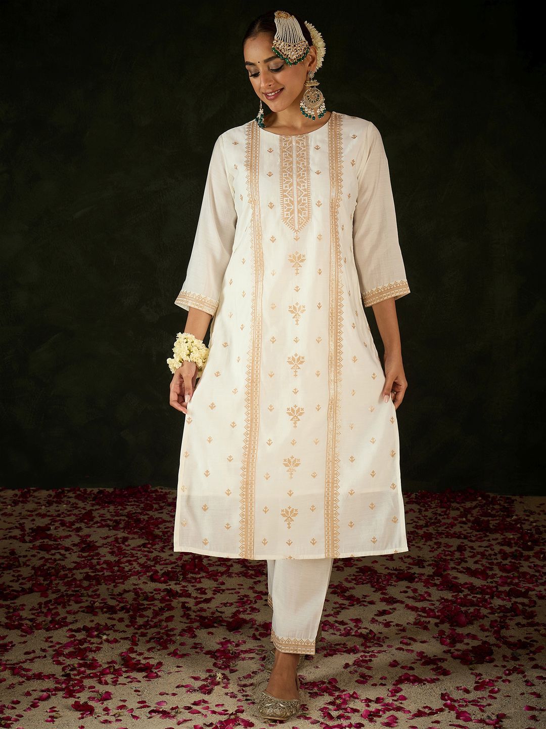 Dhiyona IE Women Ethnic Motifs Embroidered Regular Sequinned Kurta with Trousers & With Dupatta
