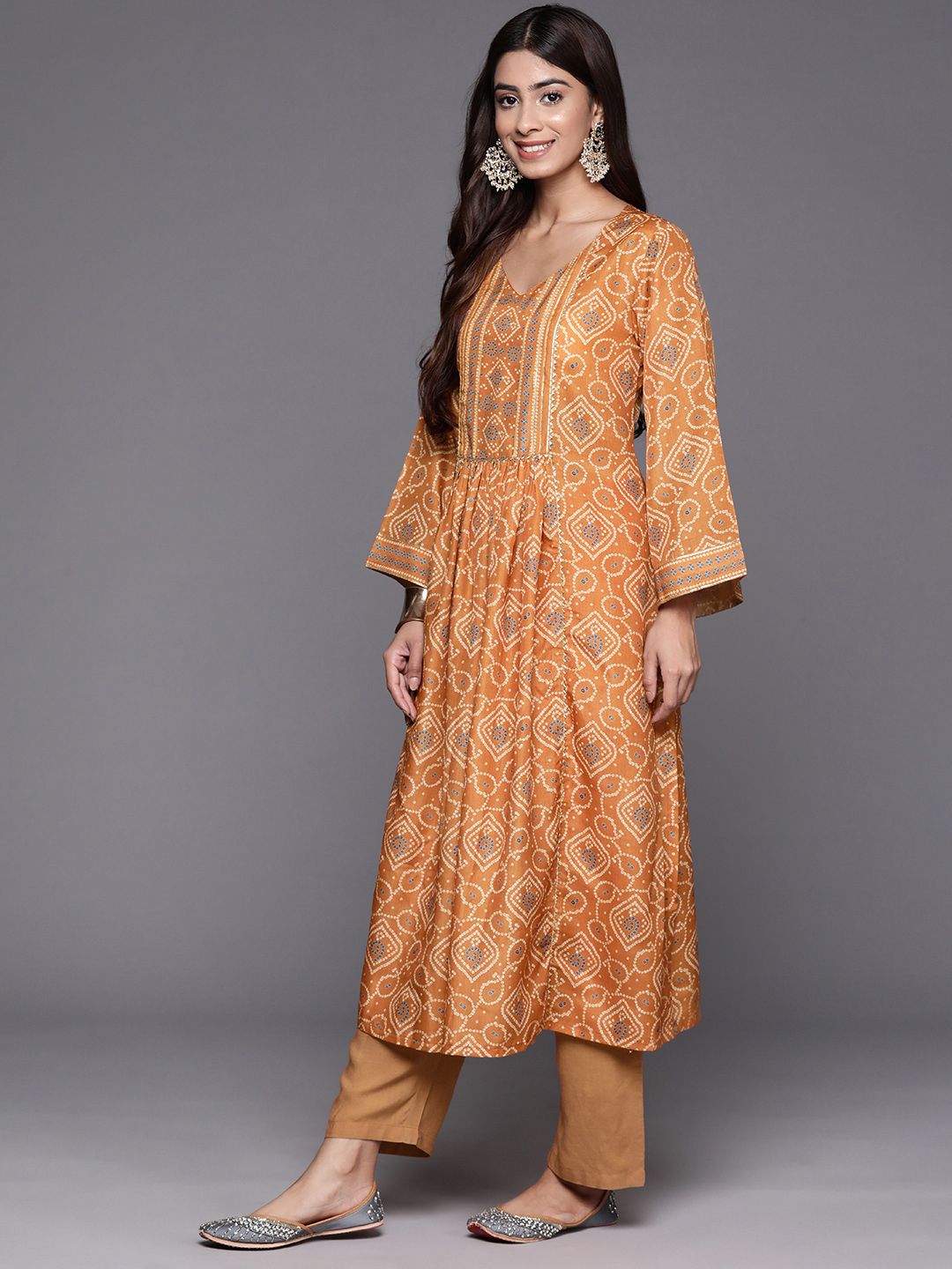 Dhiyona VA Women's Bandhani Printed Empire Gotta Patti Kurta with Trousers & Dupatta