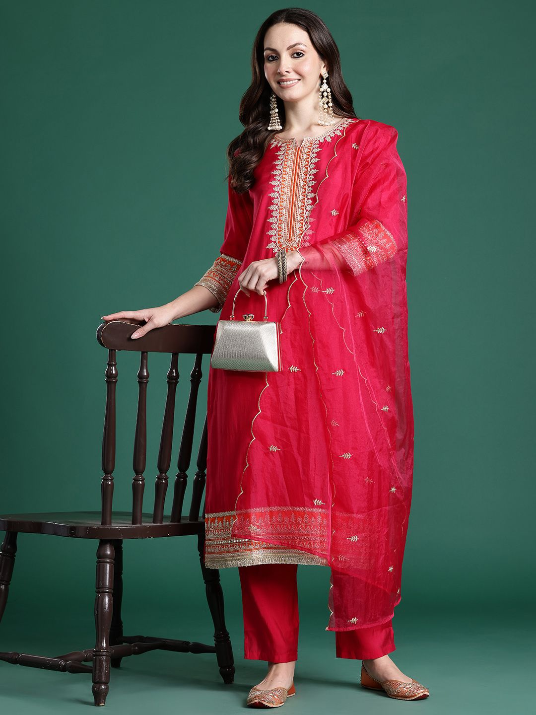 Dhiyona IE Ethnic Motifs Embroidered Kurta with Trousers & With Dupatta