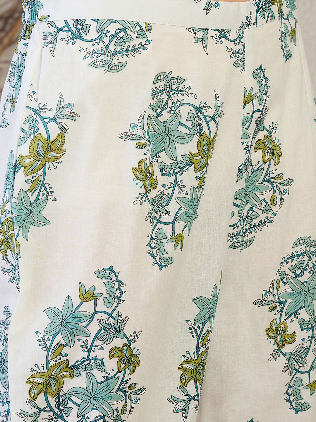 Floral Printed V Neck A Line Pleated Pure Cotton Kurta With Trousers