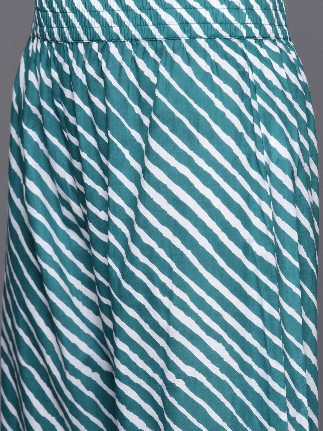 Dhiyona VA Women's Leheriya Striped Regular Mirror Work Cotton Kurta With Trousers & Dupatta