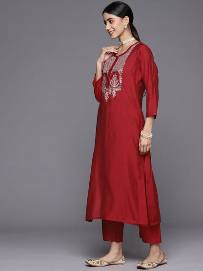 Dhiyona VA Women's Red Floral Embroidered Sequinned Kurta with Trousers & With Dupatta