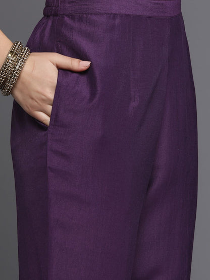 Dhiyona IE Women Floral Yoke Design Regular Kurta with Trousers & With Dupatta