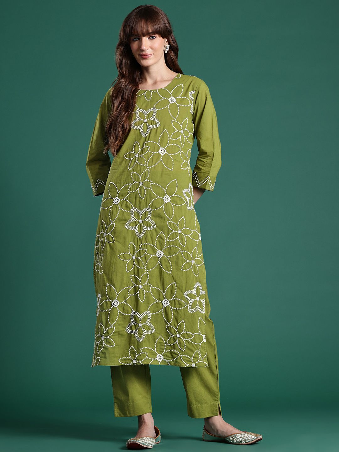 Floral Embroidered Thread Work Pure Cotton Kurta & Trousers