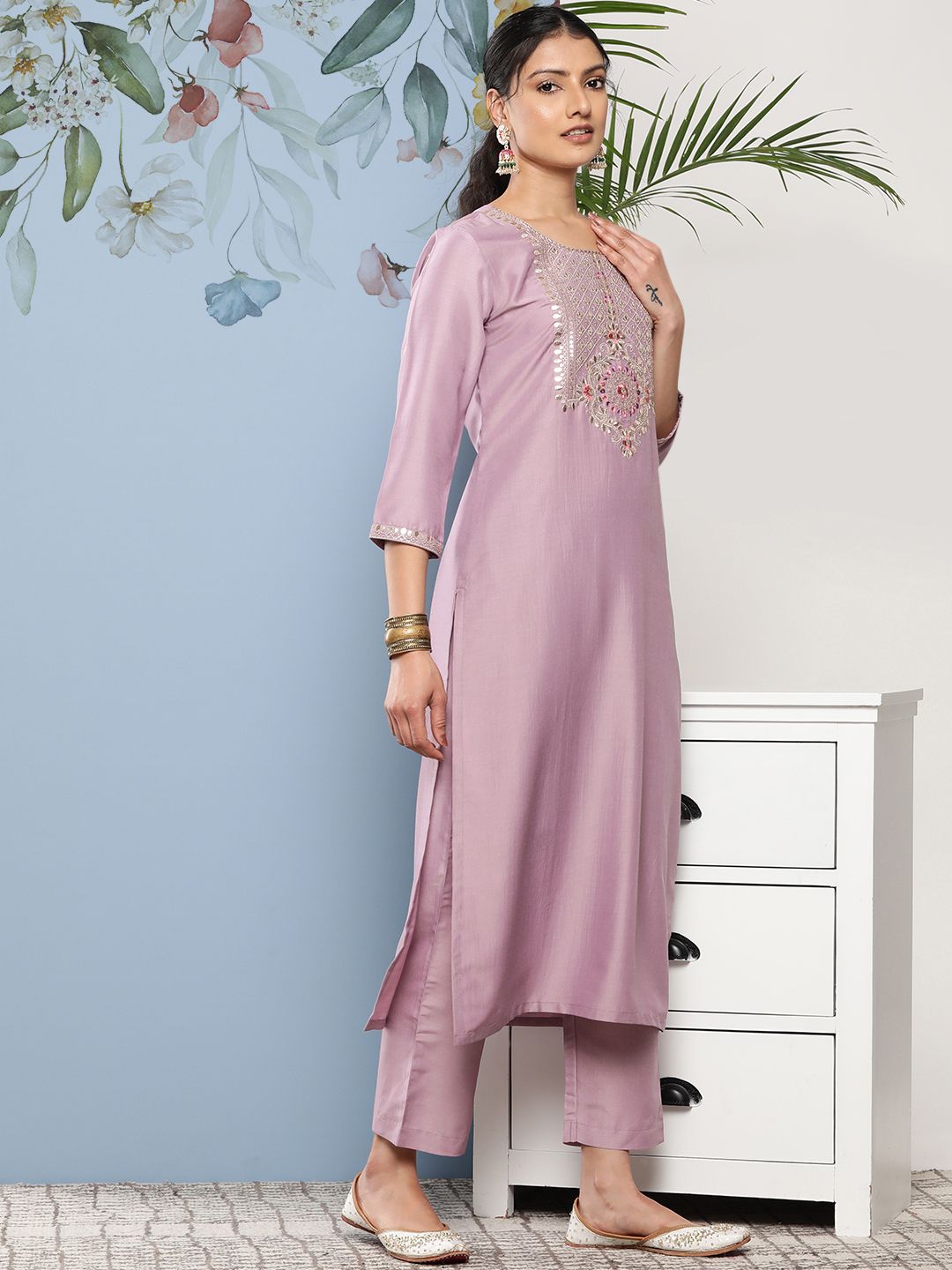 Dhiyona VA Women's Floral Embroidered Sequinned Kurta With Trousers & Dupatta