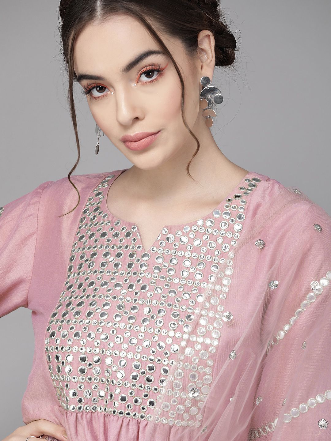 Dhiyona VA Women'sRich Mauve And Silver Embroidered Kurta Set