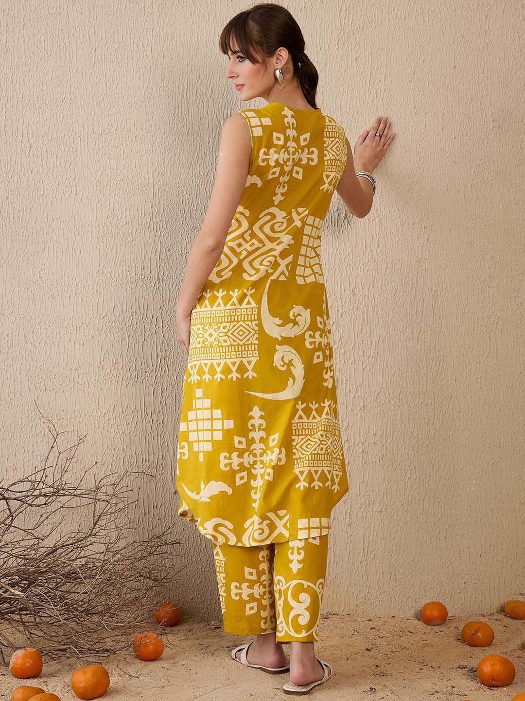 Women Ethnic Motifs Printed Regular Pure Cotton Kurta with Trousers