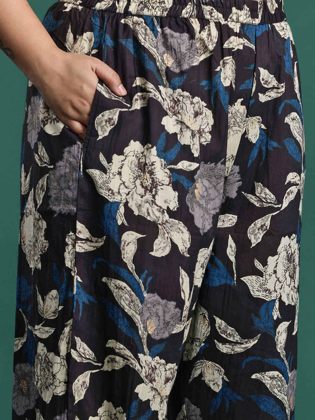 Plus Size Floral Printed Fusion Pure Cotton Kurta with Trousers