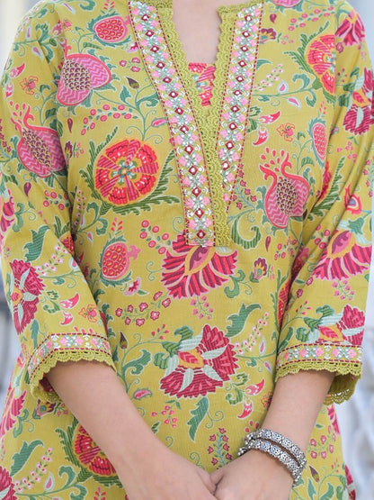 Dhiyona VA Women'sYellow Printed Mirror Work Pure Cotton Straight Kurta With Trousers & Dupatta