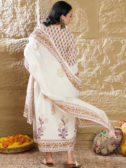 Dhiyona IE Women Ethnic Motifs Printed Empire Mirror Work Pure Cotton Kurta with Trousers & With Dupatta