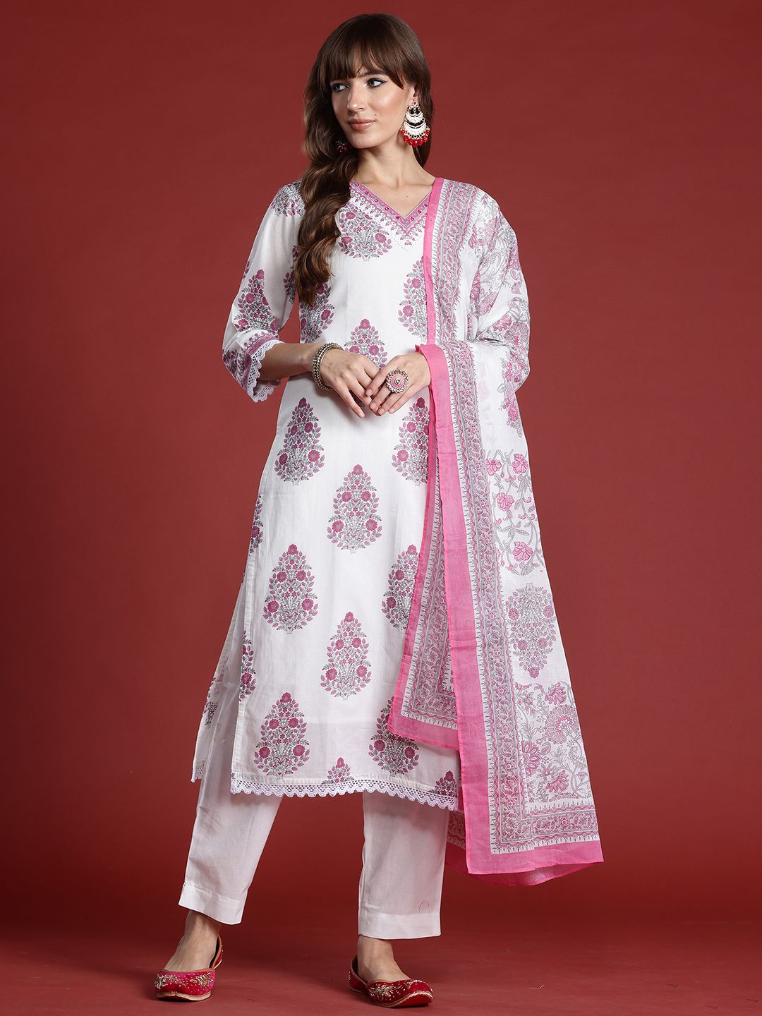 Dhiyona IE Floral Printed Sequinned Pure Cotton Kurta with Trousers & With Dupatta