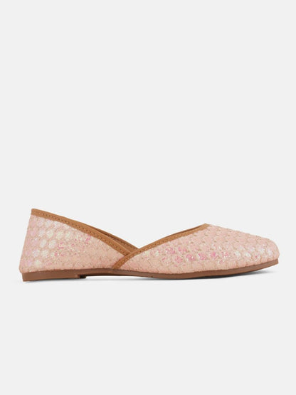 Dhiyona AK Embellished Square Toe Mojaris