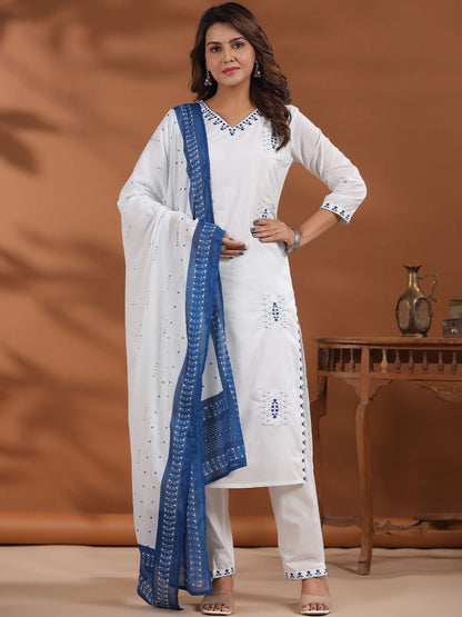 Dhiyona IE Women Ethnic Motifs Embroidered Regular Thread Work Pure Cotton Kurta with Trousers & With Dupatta
