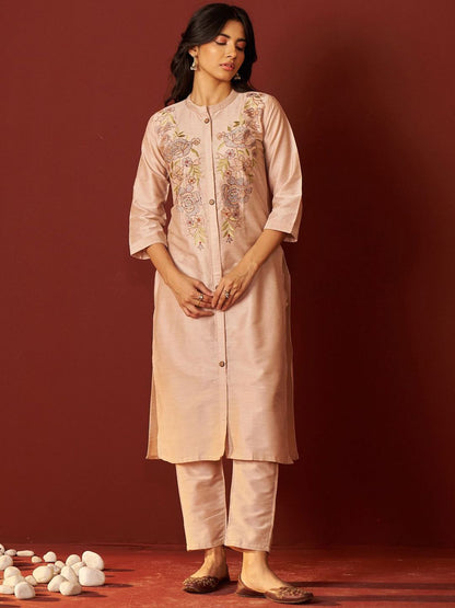 Women Floral Embroidered Cotton Kurta with Trousers