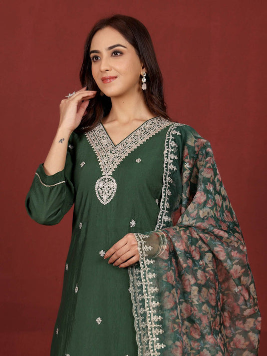 Dhiyona VA Women'sEthnic Motifs Embroidered Notch Neck Zari Straight Kurta With Trousers & Dupatta