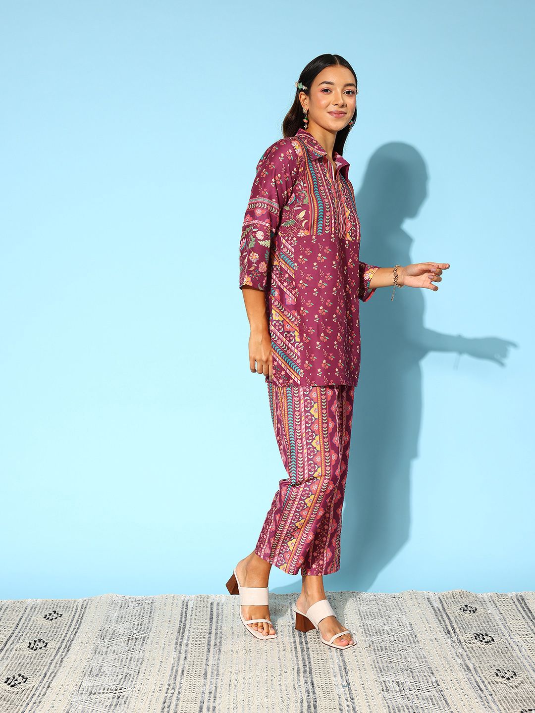 Dhiyona IE Women Floral Printed Co-Ords Set