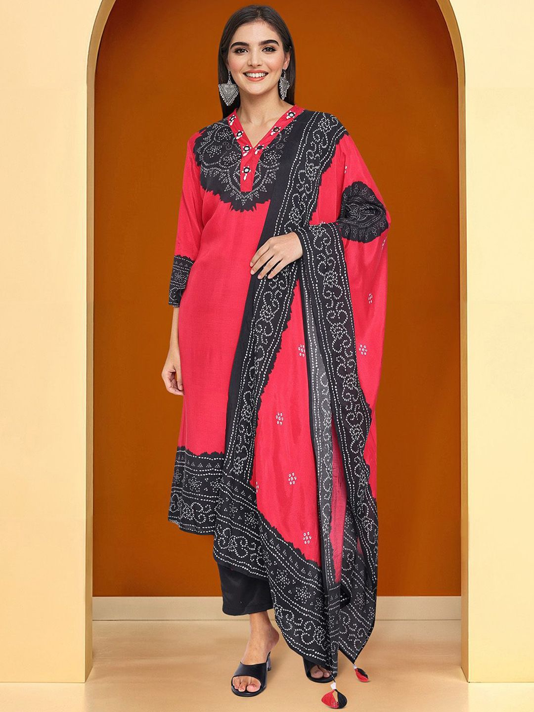 Dhiyona IS Women's Bhandani Printed V-Neck Straight Kurta With Trousers And Dupatta