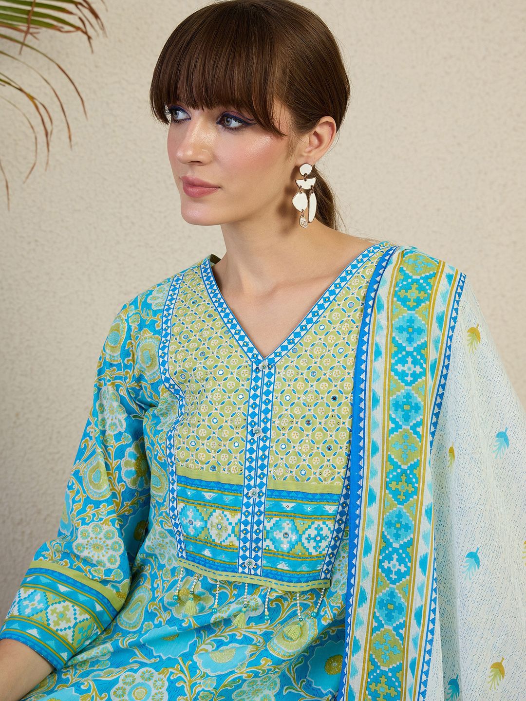 Women Floral Printed Cotton Kurta with Trousers & Dupatta