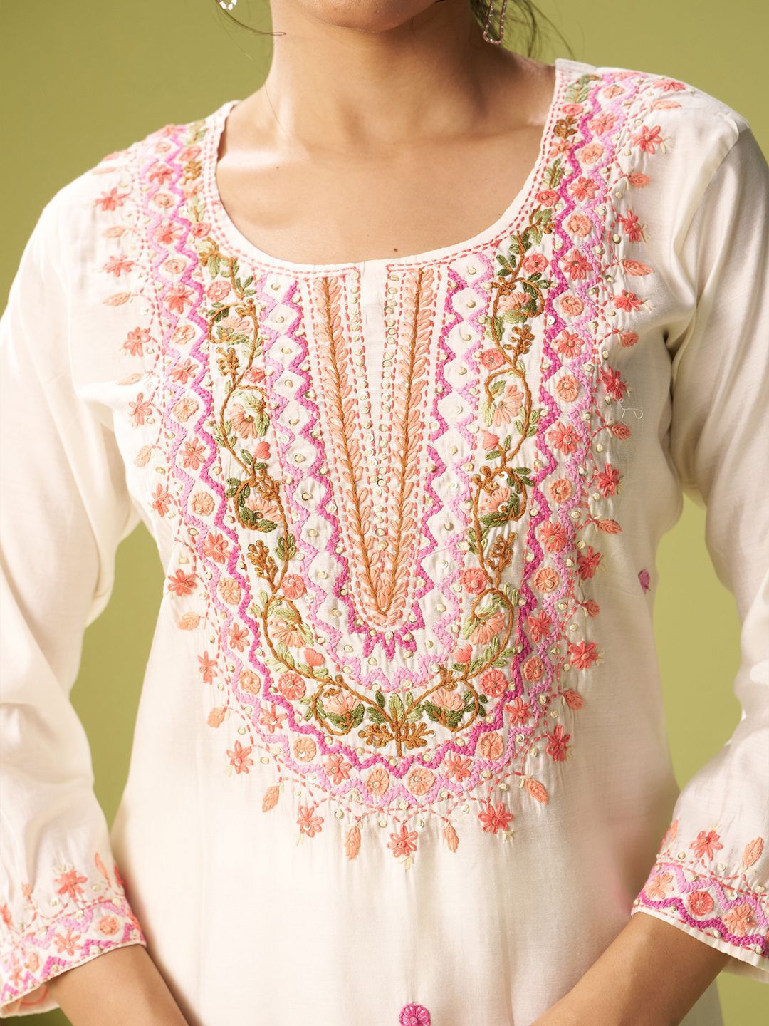 Dhiyona IE Women Ethnic Motifs Embroidered Regular Thread Work Kurta with Trousers & Dupatta