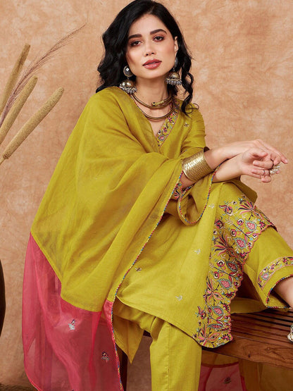 Dhiyona SN Women's Ethnic Motifs Embroidered V-Neck Kurta & Trousers With Dupatta