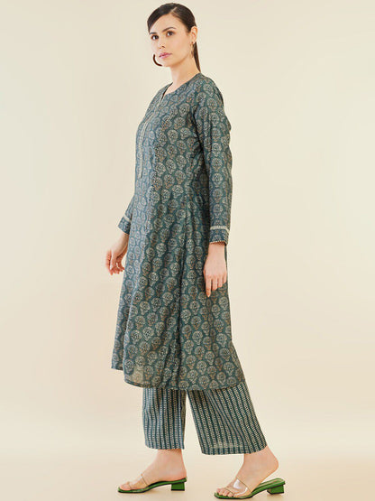Dhiyona SO Women's Green Ethnic Motifs Printed A-Line Gotta Patti A-Line Kurta With Palazzos