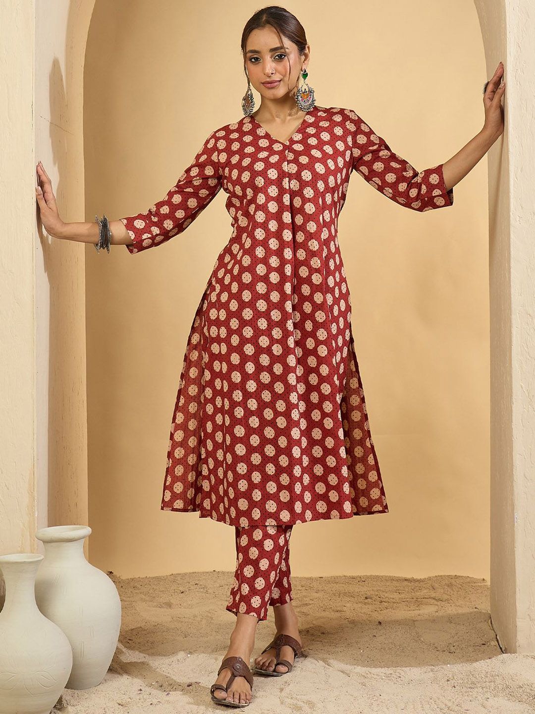 Dhiyona IE Women Printed Pleated Pure Cotton Kurta with Trousers