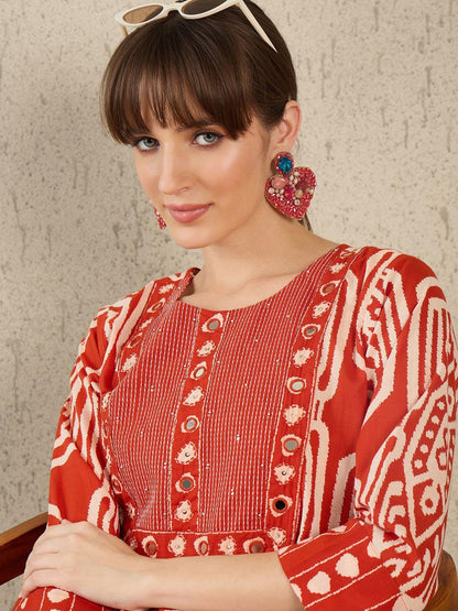 Women Ethnic Motifs Printed Pure Cotton Kurta with Trouser