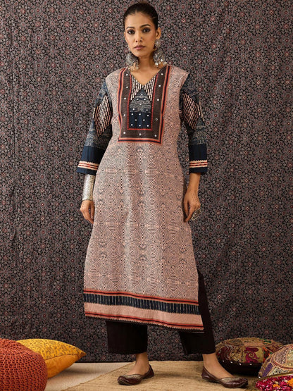 Dhiyona IE Women Ethnic Motifs Printed Regular Beads and Stones Pure Cotton Kurta with Trousers & With Dupatta