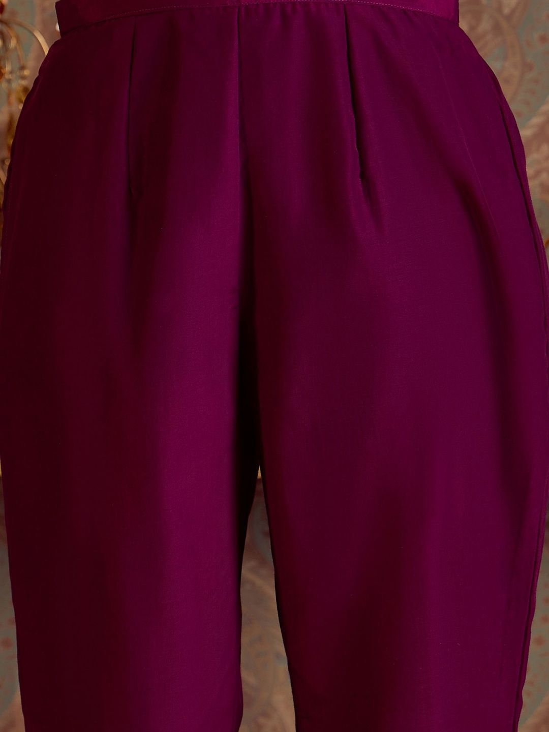 Dhiyona IE Women Floral Embroidered Regular Kurta with Trousers & With Dupatta