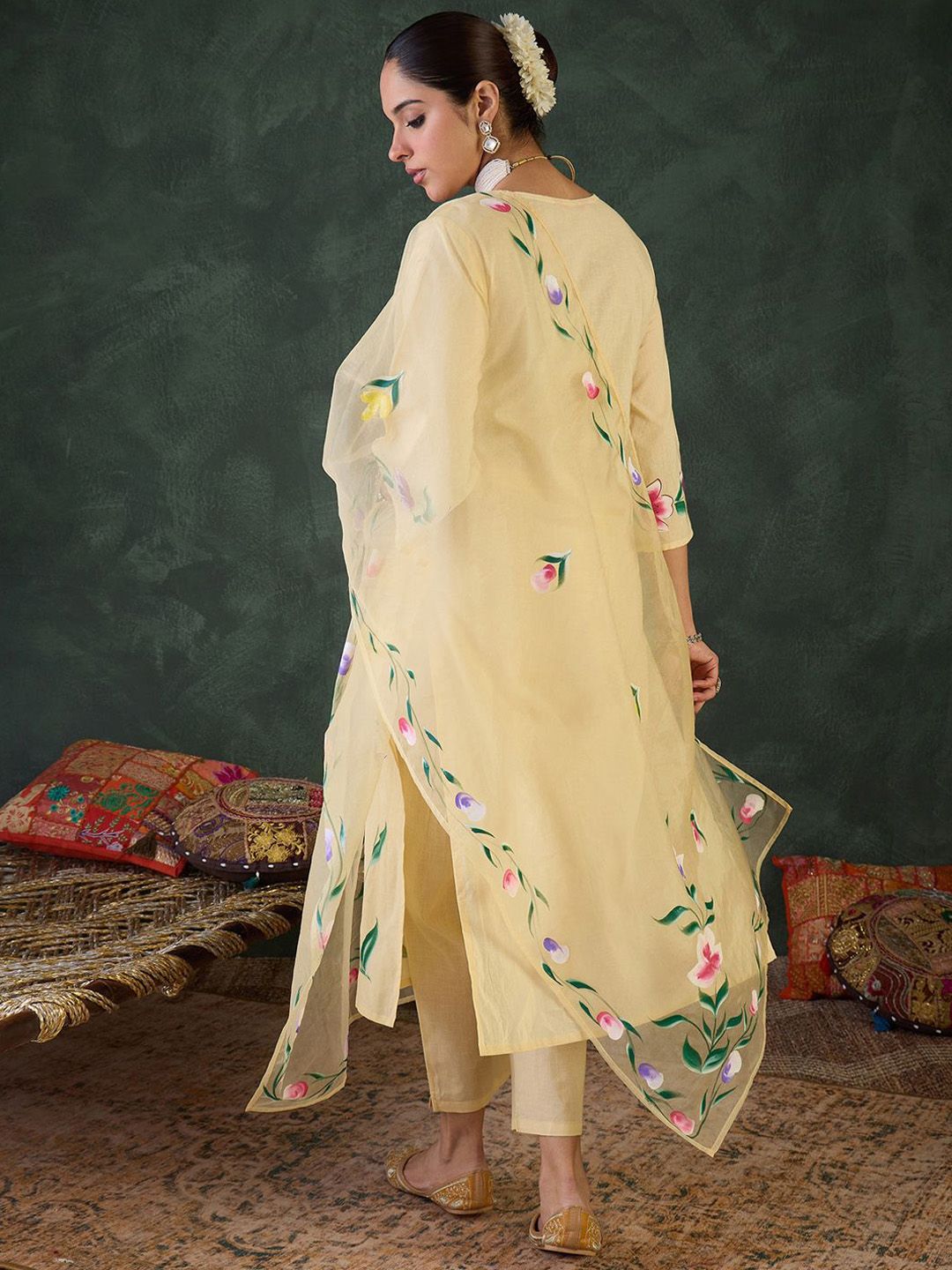 Dhiyona IE Floral Embroidered Neck Pure Cotton Kurta With Trousers & Dupatta