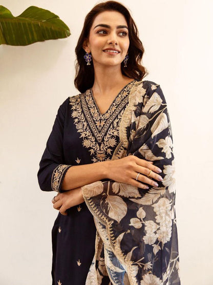 Dhiyona IE Women Ethnic Motifs Embroidered Regular Kurta with Salwar & With Dupatta