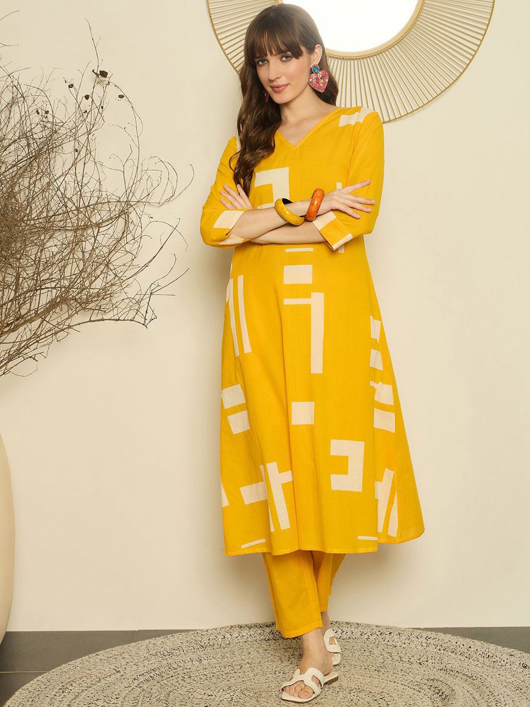 Geometric Printed V-Neck A-Line Pure Cotton Kurta with Trousers