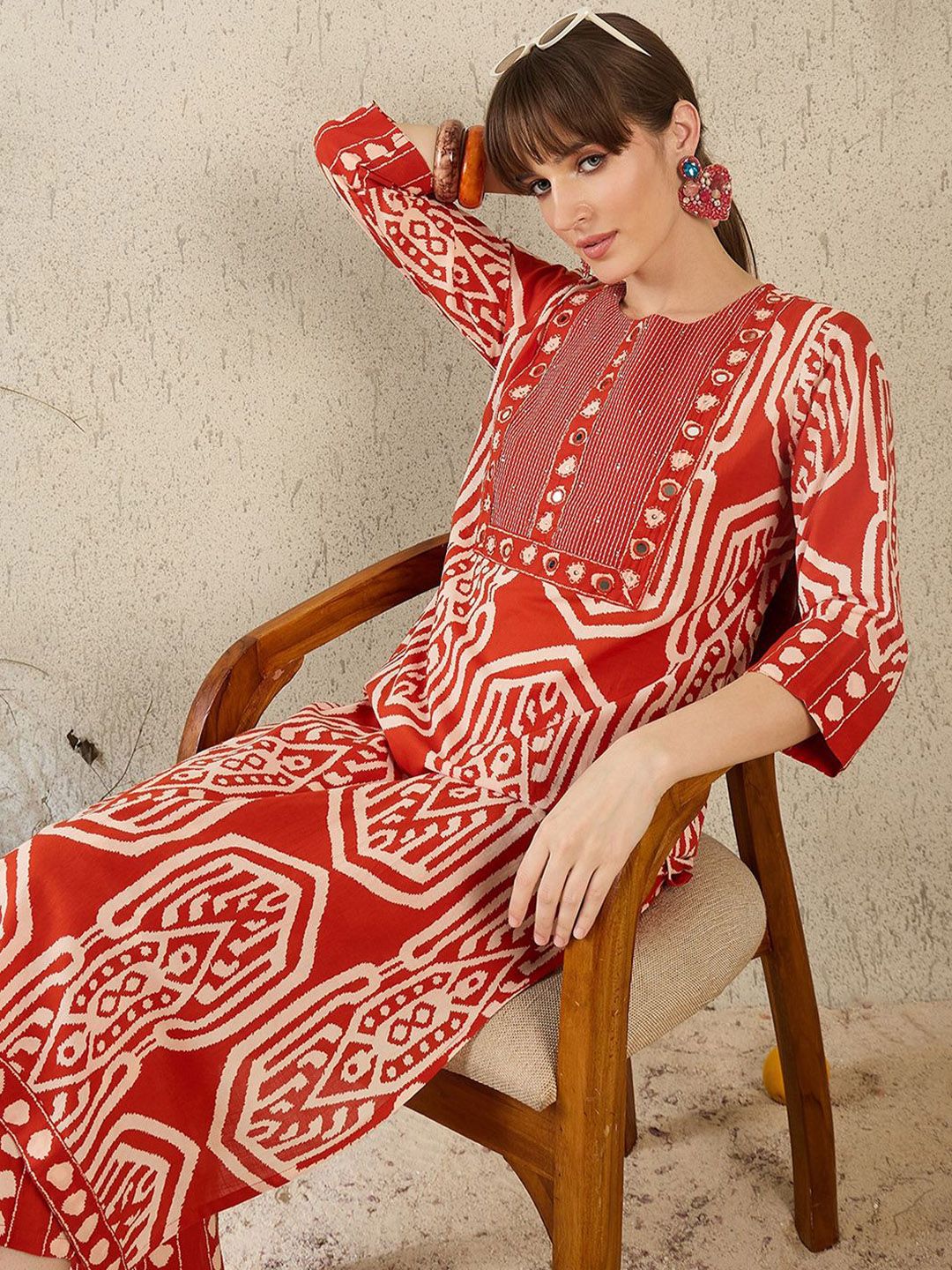 Dhiyona IE Women Printed Round Neck Cotton Top and Trousers Co-Ords