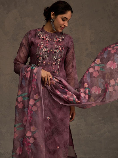 Women Floral Embroidered Thread Work Kurta with Trousers & Dupatta