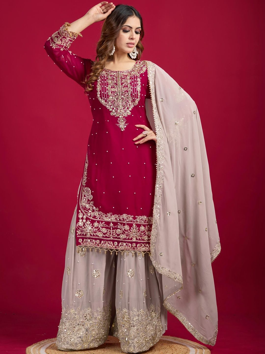 Dhiyona KL Women Ethnic Motifs Embroidered Regular Kurta with Sharara & With Dupatta