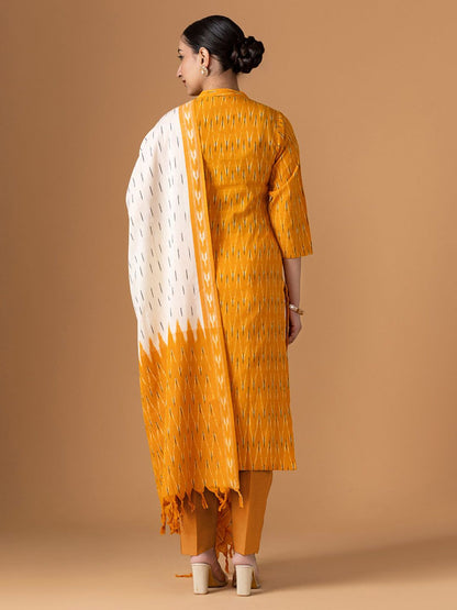 Dhiyona WP Women Floral Embroidered Kurta with Trousers & Dupatta